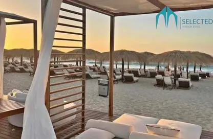 Chalet - 3 Bedrooms - 2 Bathrooms for sale in Seashore - Ras Al Hekma - North Coast