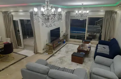 فيلا - 4 غرف نوم - 4 حمامات للبيع في رويال سيتي - كمبوندات الشيخ زايد - الشيخ زايد - الجيزة