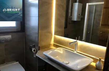 Apartment - 1 Bedroom - 1 Bathroom for rent in Palm Hills Village Gate - South Investors Area - New Cairo City - Cairo