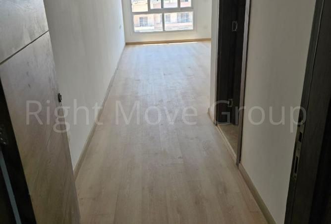 8010721 - Property Image 3