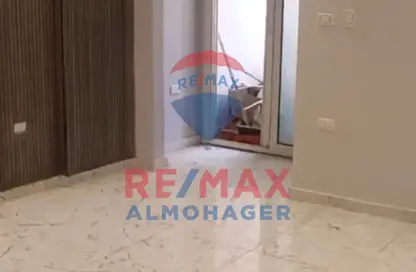 Apartment - 3 Bedrooms - 2 Bathrooms for sale in 8th District - Sheikh Zayed City - Giza