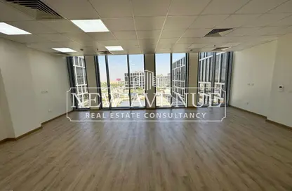 مساحات مكتبية - استوديو - 1 حمام للايجار في كايرو فيستيفال سيتى - المستثمرين الشمالية - مدينة القاهرة الجديدة - القاهرة
