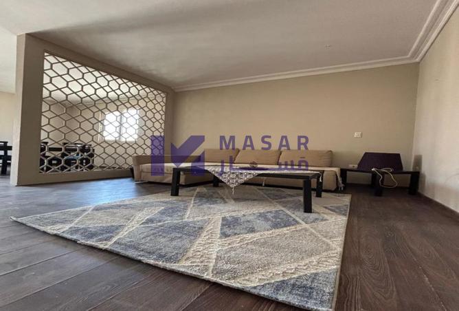 8114000 - Property Image 3