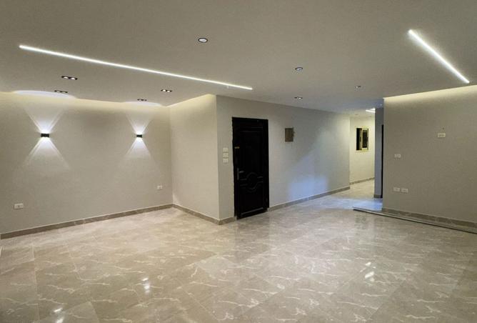 8428249 - Property Image 3