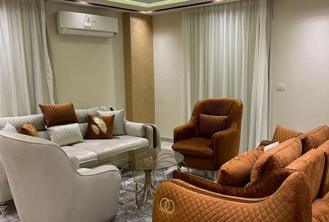 8198229 - Property Image 2