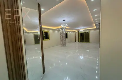 شقة - 3 غرف نوم - 3 حمامات للبيع في البوابة الرابعة - مينا - حدائق الاهرام - الجيزة