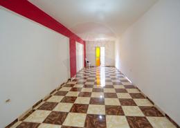 Apartment - 3 bedrooms - 1 bathroom for للبيع in Abd Al Aziz Fahmy St. - Sidi Gaber - Hay Sharq - Alexandria