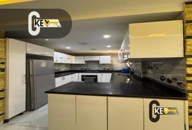 8081480 - Property Image 3