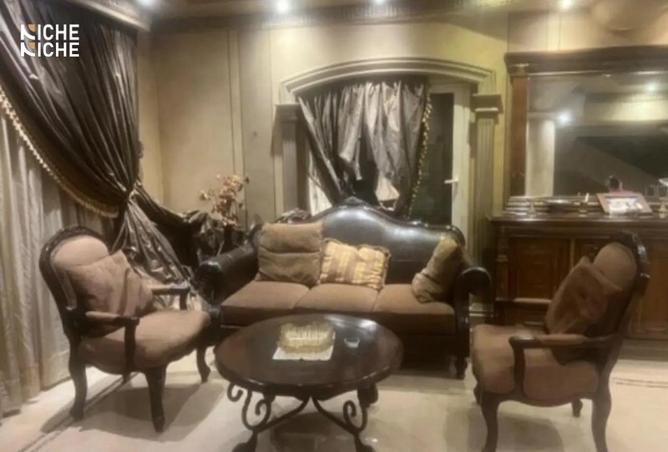 8373233 - Property Image 2