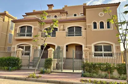 فيلا - 4 غرف نوم - 4 حمامات للبيع في ريحانا فيلاز - امتداد المستثمرين الشمالية - مدينة القاهرة الجديدة - القاهرة