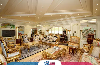 Apartment - 4 Bedrooms - 4 Bathrooms for sale in Latin Quarter - Raml Station - Hay Wasat - Alexandria