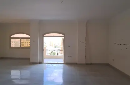 Apartment - 3 Bedrooms - 3 Bathrooms for rent in Al Hekma St. - Sheikh Zayed City - Giza