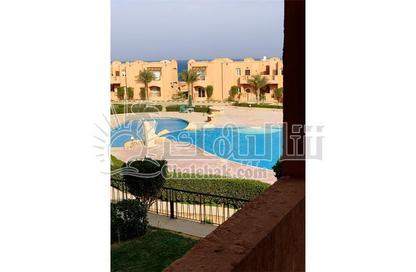 Chalet - 2 Bedrooms - 1 Bathroom for sale in Empire Resort - Al Ain Al Sokhna - Suez