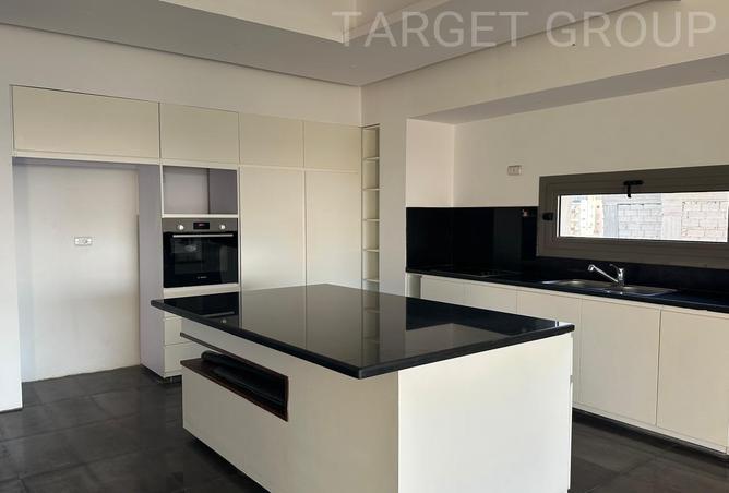 7989017 - Property Image 2