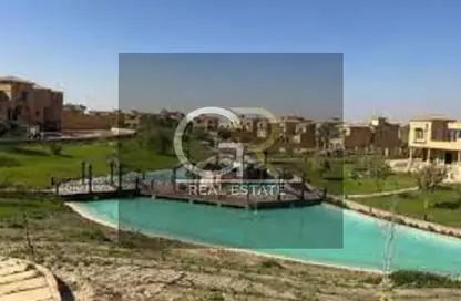 Villa - 5 Bedrooms - 3 Bathrooms for sale in Royal Meadows - Sheikh Zayed Compounds - Sheikh Zayed City - Giza