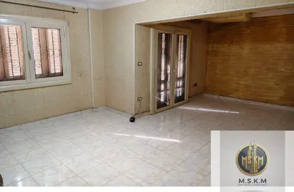 شقة - 3 غرف نوم - 2 حمامات للايجار في شارع الشباب - التجمع الثالث - مدينة القاهرة الجديدة - القاهرة