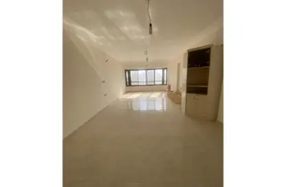 شقة - 2 غرف نوم - 1 حمام للايجار في شارع سمير عبد الرؤوف - المنطقة الثامنة - مدينة نصر - القاهرة