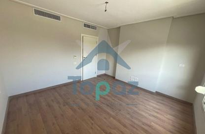 شقة - 2 غرف نوم - 3 حمامات للايجار في نيو جيزة - طريق مصر اسكندرية الصحراوي - مدينة 6 أكتوبر - الجيزة