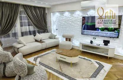 دوبلكس - 3 غرف نوم - 3 حمامات للايجار في شارع المساحه - الدقي - الجيزة