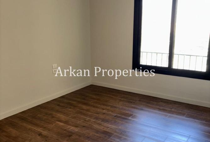 8172351 - Property Image 3