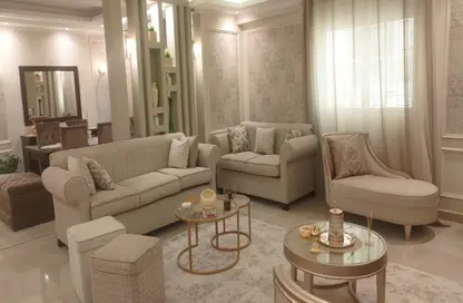 شقة - 4 غرف نوم - 3 حمامات للبيع في الياسمين 2 - الياسمين - مدينة القاهرة الجديدة - القاهرة