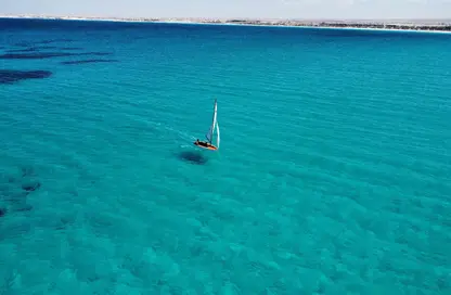 شاليه - 2 غرف نوم - 2 حمامات للبيع في رملة ليك سايد - قسم الضبعة - الساحل الشمالي