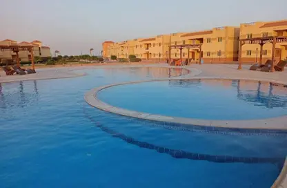 Chalet - 2 Bedrooms - 1 Bathroom for sale in Orlando 2 - Al Ain Al Sokhna - Suez