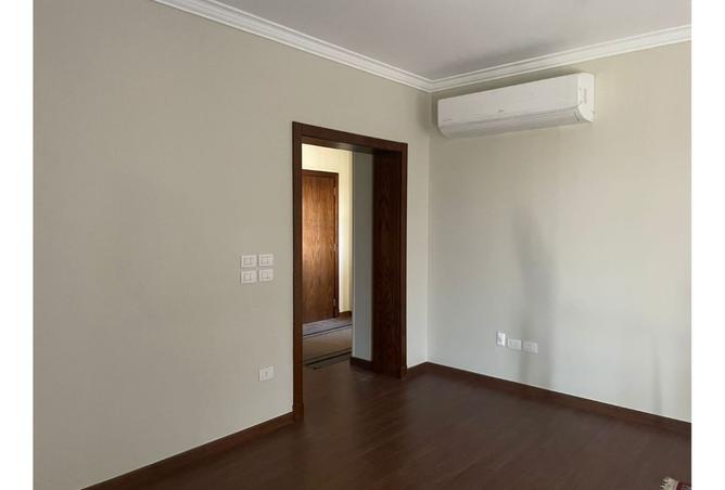 8028341 - Property Image 3