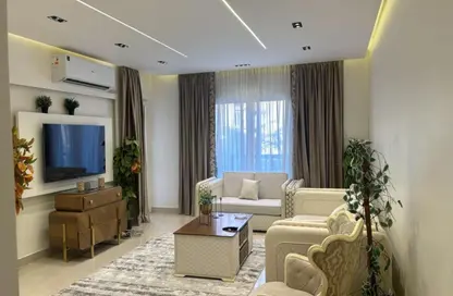 Apartment - 2 Bedrooms - 1 Bathroom for rent in El Rehab Extension - Al Rehab - New Cairo City - Cairo
