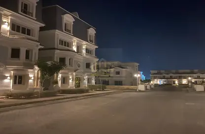 أي فيلا - 4 غرف نوم - 3 حمامات للبيع في ليك فيو - كمبوندات التجمع الخامس - التجمع الخامس - مدينة القاهرة الجديدة - القاهرة