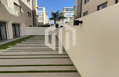 Apartment - 3 Bedrooms - 3 Bathrooms for sale in Lake View Residence - 5th Settlement Compounds - The 5th Settlement - New Cairo City - Cairo