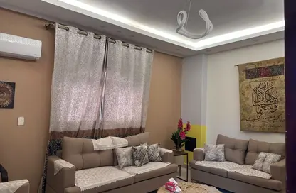 Apartment - 5 Bedrooms - 4 Bathrooms for sale in 5th District - Sheikh Zayed City - Giza