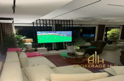 (بنتهاوس  (روف - 3 غرف نوم - 4 حمامات للبيع في ليك فيو - كمبوندات التجمع الخامس - التجمع الخامس - مدينة القاهرة الجديدة - القاهرة