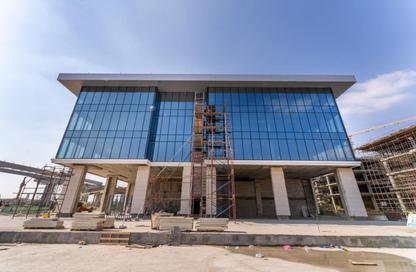Office Space - Studio - 1 Bathroom for sale in Golden Gate - South Teseen St. - The 5th Settlement - New Cairo City - Cairo