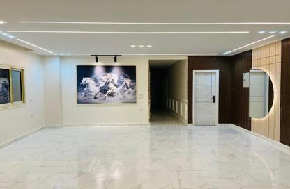 Apartment - 4 Bedrooms - 3 Bathrooms for sale in Al Hosary - 6 October City - Giza
