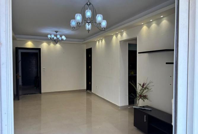 8550213 - Property Image 2