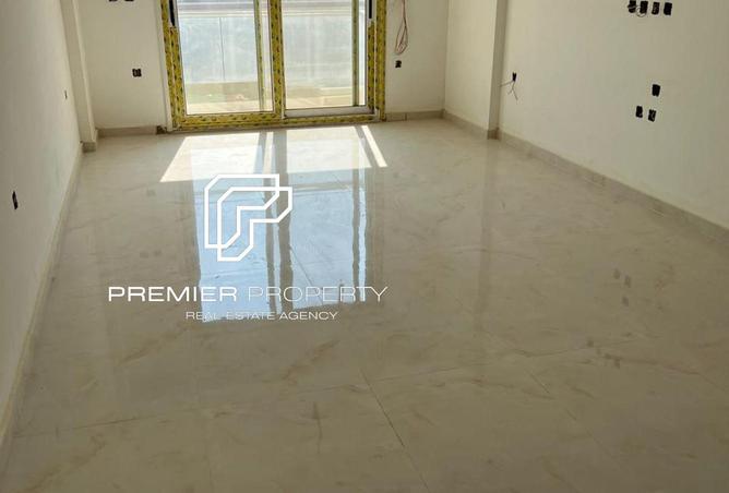 8067107 - Property Main Image
