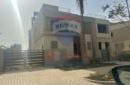 Villa - 7 Bedrooms - 7+ Bathrooms for sale in Palm Hills Golf Extension - Al Wahat Road - 6 October City - Giza