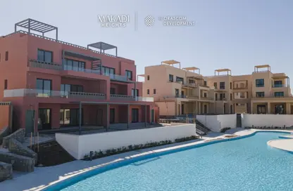 Chalet - 2 Bedrooms - 2 Bathrooms for sale in Makadi Orascom Resort - Makadi - Hurghada - Red Sea