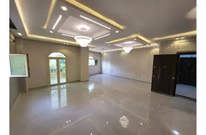 Apartment - 3 Bedrooms - 2 Bathrooms for sale in Belbeis Road   Road 10 - 3rd District - Obour City - Qalyubia