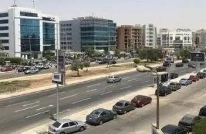 Shop - Studio - 1 Bathroom for sale in South Teseen St. - The 5th Settlement - New Cairo City - Cairo