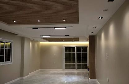Apartment - 3 Bedrooms - 2 Bathrooms for sale in Gate 3 old - Khafre - Hadayek El Ahram - Giza