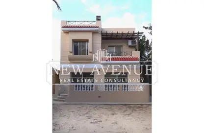 فيلا - 3 غرف نوم - 3 حمامات للبيع في لؤلؤة الشروق - الحي الثالث غرب - مدينة الشروق - القاهرة