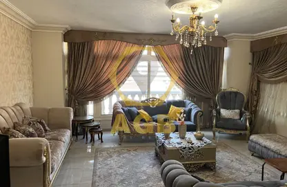 شقة - 3 غرف نوم - 3 حمامات للبيع في شارع صالح سليم(عكاشة) - الدقي - الجيزة