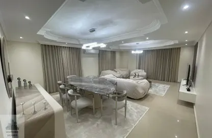 Apartment - 3 Bedrooms - 2 Bathrooms for sale in 7th Sector - Zahraa El Maadi - Hay El Maadi - Cairo