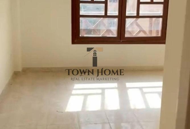 8211720 - Property Image 3