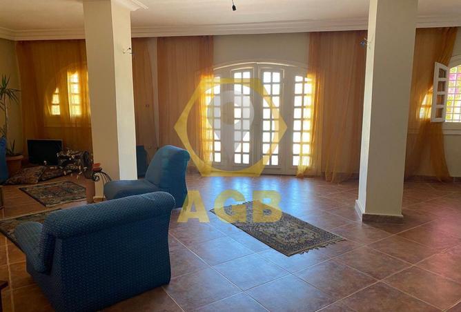 7858282 - Property Image 2