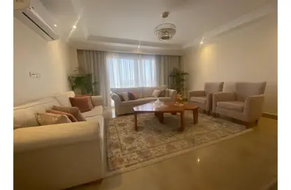 Apartment - 3 Bedrooms - 3 Bathrooms for sale in Tijan - Zahraa El Maadi - Hay El Maadi - Cairo
