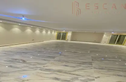 Apartment - 3 Bedrooms - 3 Bathrooms for sale in El Rehab Extension - Al Rehab - New Cairo City - Cairo