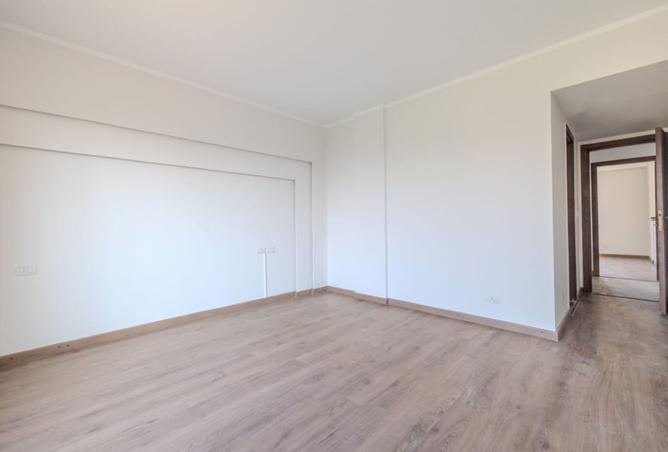 8229469 - Property Image 2